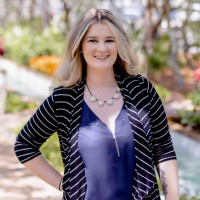 Oversee Employee Linda Graves's profile photo