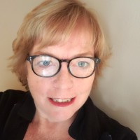 E-mail e número de telefone de Joanne Boucher