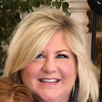 College Planning Network Employee Lesli Zeagler's profile photo
