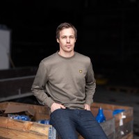 Tommy Sandvik Email