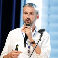 Leon Muis Email & Phone Number