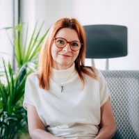 Daniela Hylmarová Email & Phone Number