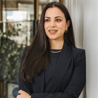 Elena Kontou E-Mail & Telefonnummer