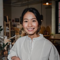 Càphê Roasters Employee Thu Pham's profile photo