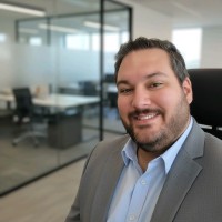 Robert Dicsi Email
