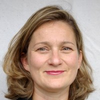 Laure Foucault Email