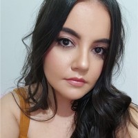 B2 Employee Thaís Borges's profile photo