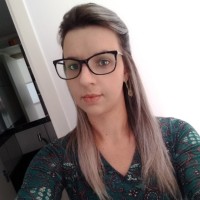 Hellen Moreira Email