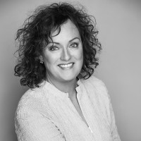 Lise-Lotte Hansen Email