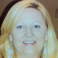 FASTSIGNS® Employee Susan Cilone's profile photo
