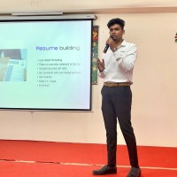 FinAccurate LLC Employee Saktheeswaran S's profile photo