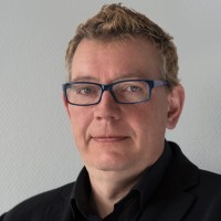 Laszlo Molnar Email