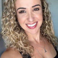 Aline Medeiros Email