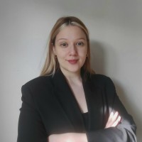 Ozum Ozbek Email