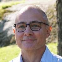 Robert Bäckström Email
