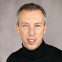 Alexander Steeg Email