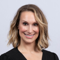 REI Employee Diana Sato's profile photo