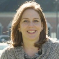 Suzanne Smith Email & Phone Number