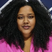 Grupo Positivo Employee Thaynna Desiderio's profile photo