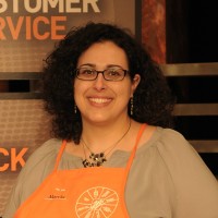 Marcia Neves Email & Phone Number