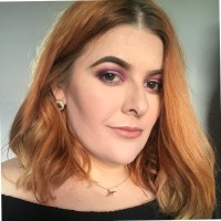 Julie Lawrence's profile photo