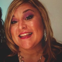 Kelly Starbuck Email & Phone Number