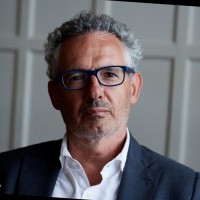 Alberto Garrido Email
