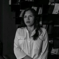 Lessli Ramírez Email