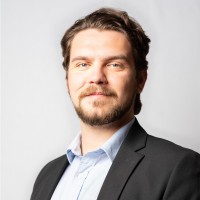 Artur Derkach Email & Phone Number