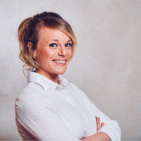 Katharina Staab Email