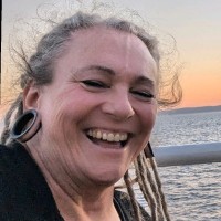 Cari Davidson Email & Phone Number