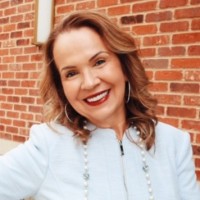 Henderson Properties Employee Eliza dos Santos's profile photo