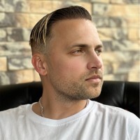 Email e telefono di Alex Wise