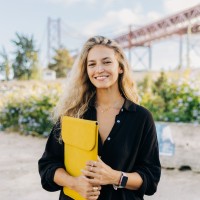 Izabella D. Email & Phone Number