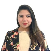 Adriana Flores Email
