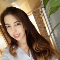 Laura González Email