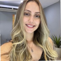 Lais Costa Email