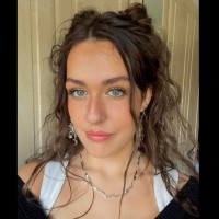 Laura Keen Email & Phone Number