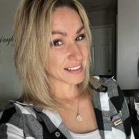 Stampin' Up! Employee Joana Chatelain's profile photo