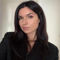 Karolina Makowiec Email