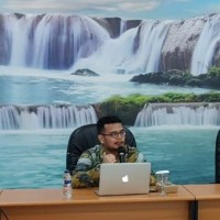 Pangeran Pasaribu Email