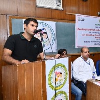 Ravinder Yadav Email