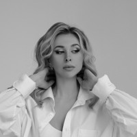 Мария Кутнякова Email