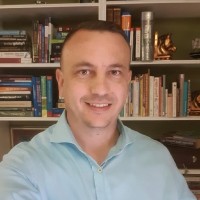 Vertice MedTech Employee Julius van Loggerenberg's profile photo