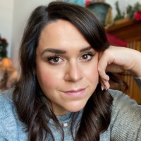 Jenny Stasinopoulos Email & Phone Number