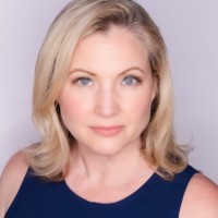 Lindsay Wray Email & Phone Number