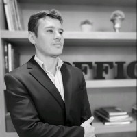 Alexandre Moniz Email