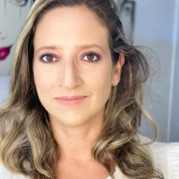 Global Brokers Employee Ana Rimbaud's profile photo