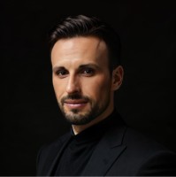 Luca Lupia Email