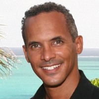 Anthony Nayeli